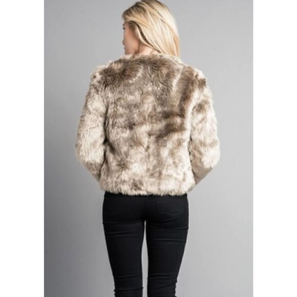 Vocal Fur Jacket W/Closures Large NWT - Picture 4 of 5